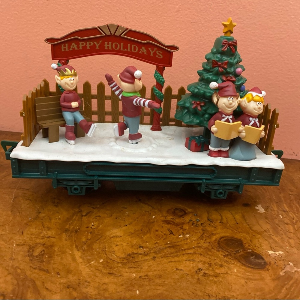 Eztec 37189 North Pole Express Christmas Train Replacement Elves Ice Skating Car